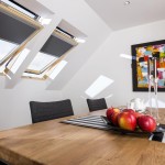 Roleta zaciemniająca FAKRO ARF (78x160 cm) obsługa manualna, całkowite zaciemnienie i dekoracja