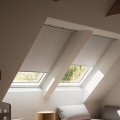 Roleta-wewnętrzna-zaciemniająca-Velux-DKL-F06-(66x118-cm).jpg