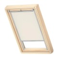 Roleta-wewnętrzna-zaciemniająca-Velux-DKL-P06-1085S-(94x118-cm).jpg