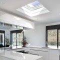 Okno-do-dachu-płaskiego-nieotwierane-Velux-CFP-0073U-(90x90-cm).jpg