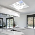 Okno-do-dachu-płaskiego-nieotwierane-antywłamaniowe-Velux-CFP-0073Q-(150x150-cm).jpg