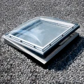 Okno-do-dachu-płaskiego-otwierane-elektrycznie-antywłamaniowe-Velux-CVP-0673Q-(90x90-cm).jpg