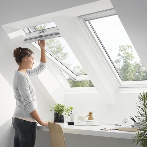 Okno-dachowe-Velux-GLU-PK08-0061-(94x140-cm).jpg