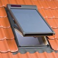 Markiza-FAKRO-AMZ-Komfort-WiFi-obsługa-smartfonem-(66x118-cm).jpg