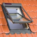 Markiza-FAKRO-AMZ-Komfort-WiFi-obsługa-smartfonem-(78x98-cm).jpg