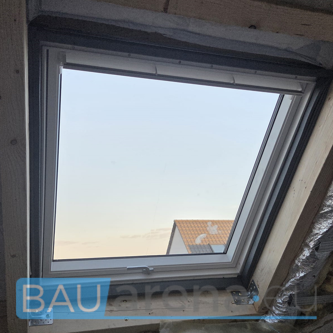 montaz-okna-velux-gpu-pk06-fotowoltaika-powiat-poznanski-bauarena-7.jpg